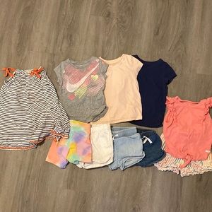 Lot of 2T girl clothes! Cat & jack. Ruffle butts. Nike.